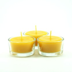 Vela de té en porta velas de vidrio